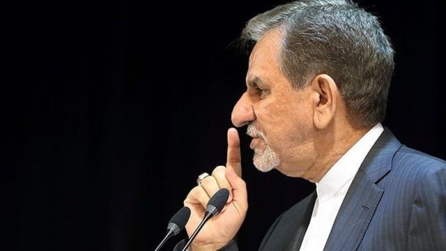 در گذشته ساعات مشخصی را به خدمت مردم اختصاص میدادیم اما امروز باید همه انرژی خود را بگذاریم/ حرکت دولت به سمت رفع مشکلات مردم بوده است/ برای هر مشکل اقتصادی و معیشتی مردم وقت گذاشتهایم معاون اول روحانی گفت: شاید جایی میشد بهتر عمل کرد و تصمیمات دیگری گرفت، اما با وجود همه این موارد، حرکت دولت به سمت رفع مشکلات مردم بوده است.