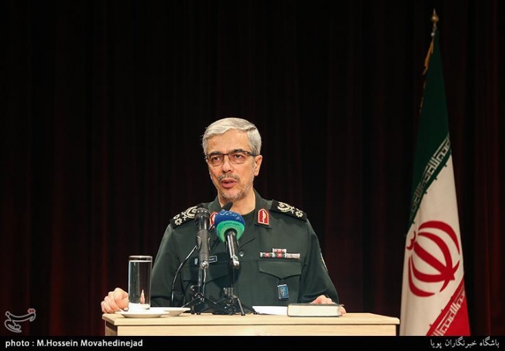 آمریکا به دنبال مذاکرهای است که نتیجه آن از قبل مشخص است/ پس از یک سال صبر، اکنون راهبرد «مقاومت فعال» را در پیش گرفتهایم/ این روزها برخی از «عقلانیت» حرف میزنند، اما عقلانیت به معنای خالی کردن صحنه در مقابل دشمن نیست سردار باقری عنوان کرد: این روزها برخی حرف از «عقلانیت» میزنند، اما عقلانیت به معنای خالی کردن صحنه در مقابل دشمن نیست؛ بلکه قوی شدن کشور، معنای واقعی عقلانیت است.